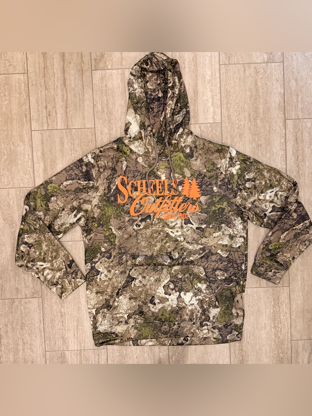 NWOT Scheels Outfitters Camo Hoodie Men’s 100% Polyester Size XXL